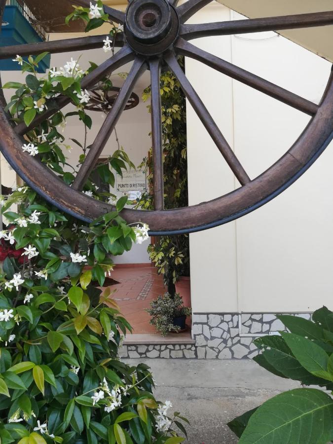 Agriturismo Marina オルトーナ エクステリア 写真